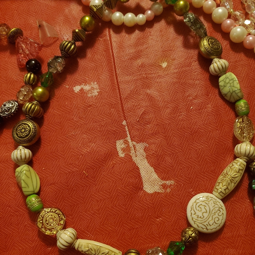 Necklace - Picture 7 of 7